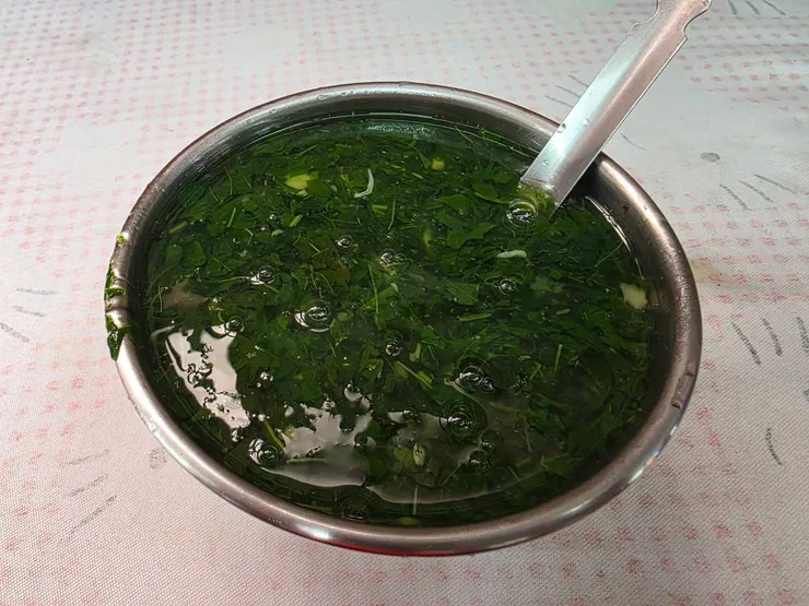 「麻薏」（台語：muâ-ì）