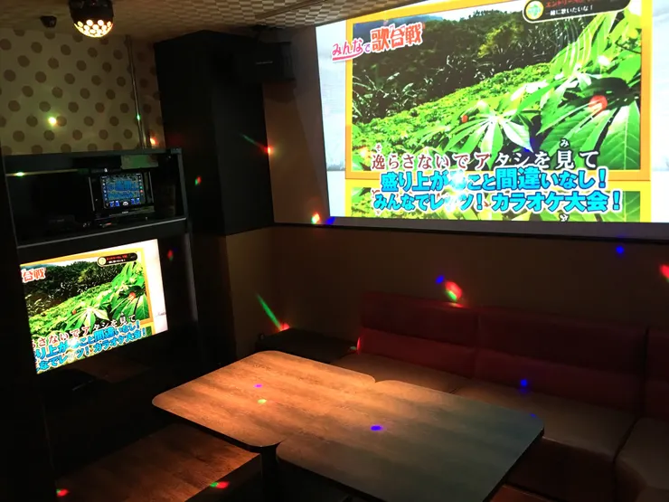 24小時營業的卡拉OK_本子攝