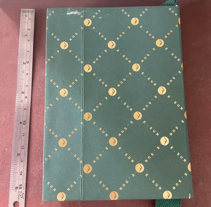 書的背面樣子。