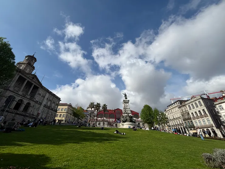 證券交易宮前廣場