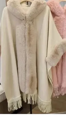 【梨卡】斗篷披肩 奢華大毛領 毛呢外套