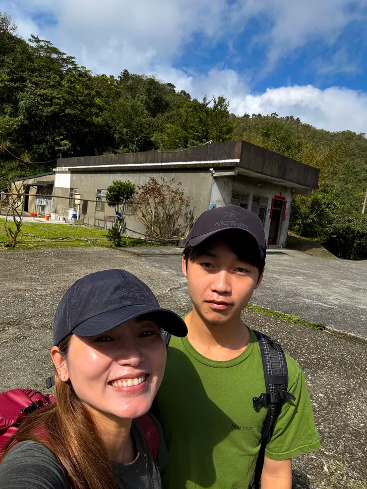 GOOGLE導航設定烏山路62號，但到逹現場發現不是62號，後來問了當地人才找到正確的地點。