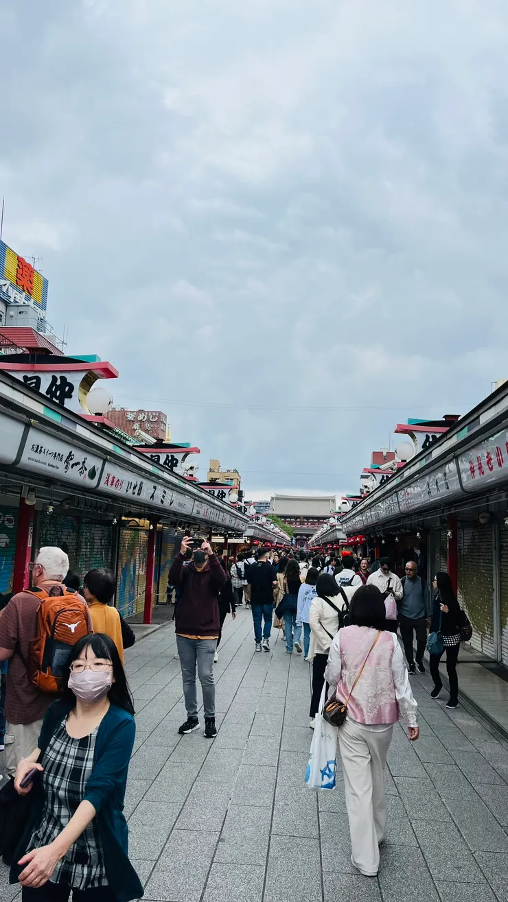 因為我們來訪時間比較早，因此部分店家尚未開門。