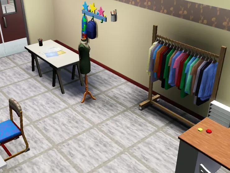 把布匹攤在地上裁剪也沒問題。