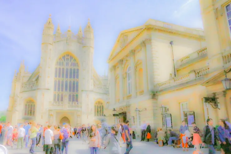 巴斯羅馬浴池外的街景