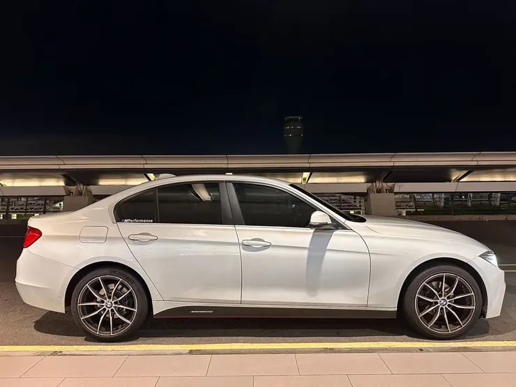 舊愛BMW F30