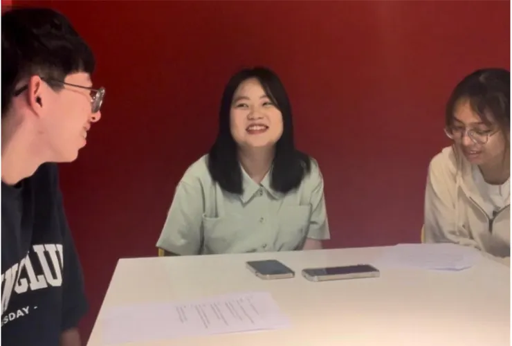 李竺芳同學（圖中）跟我們分享她的故事 圖／中原大學服務學習中心 提供