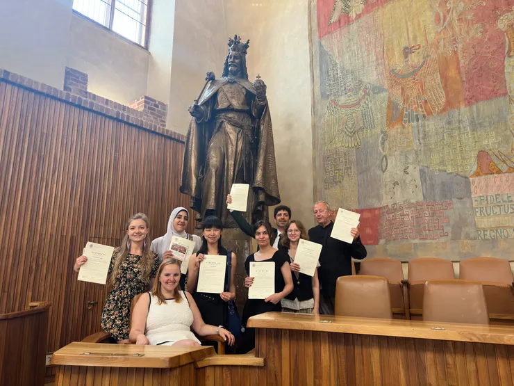 來自德國、英國、以色列、拉脫維亞、埃及的同班好同學！