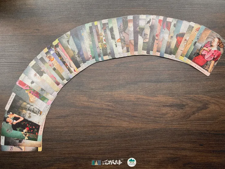 神秘時刻 神諭卡