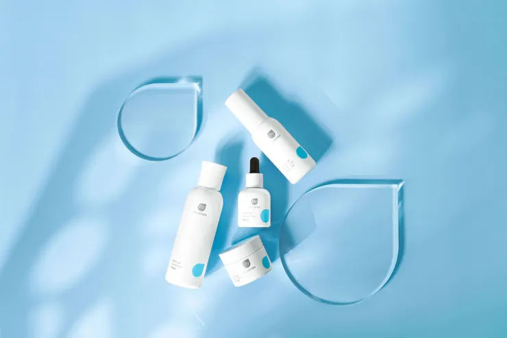 圖說：璞若美得保濕系列提供從化妝水、精華液到乳霜的全方位守護，不只是日常提升保水力的優選，更是換季時期穩定膚況的最佳應援。（資料來源：璞若美得）