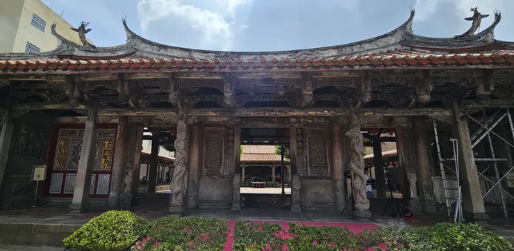 鹿港龍山寺