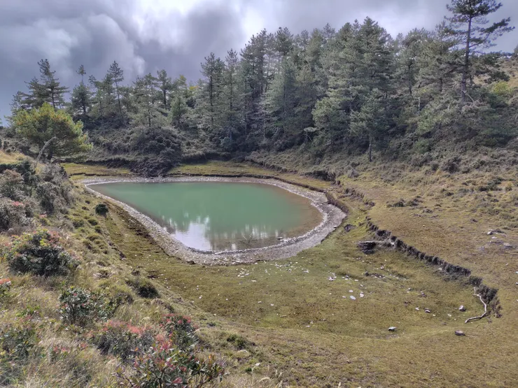 卑南東稜名池:相原池。這冰河般的水色,真是不虛此行!