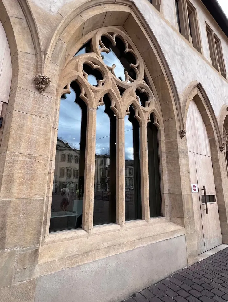 菩提樹下博物館美麗的窗飾