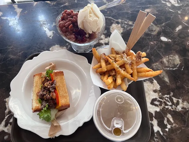 牛肉三明治，桂花烏龍，豐仁冰，photo by bookarchery