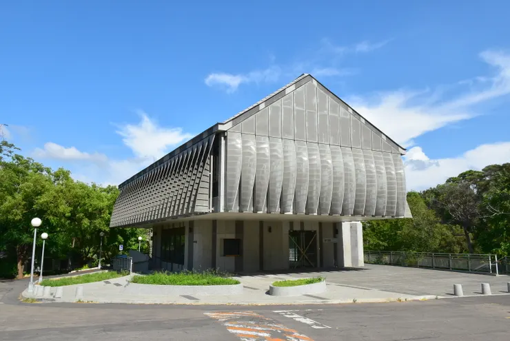 東海大學.實習商店(李建崑攝影)
