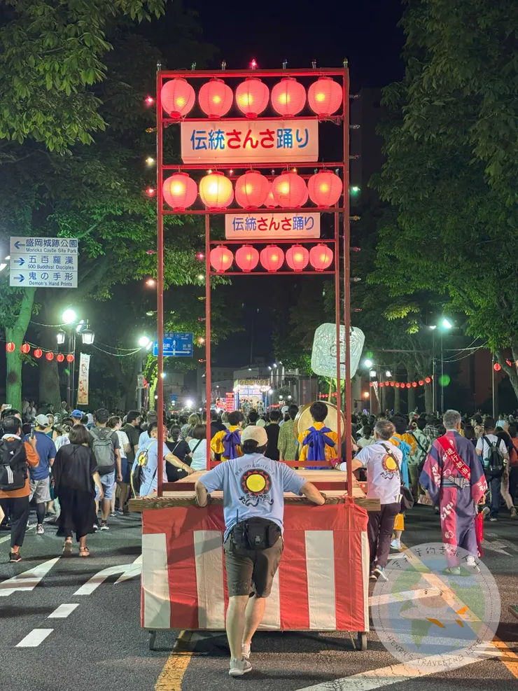 這台車代表遊行隊伍最尾端