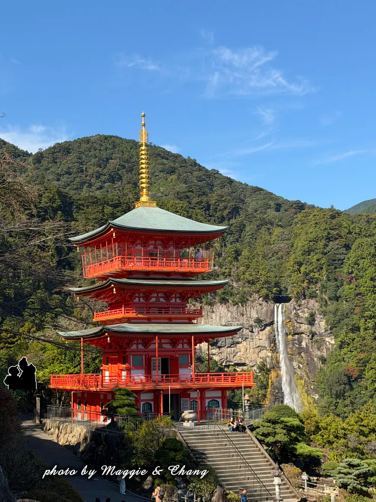 三重塔+飛瀧瀑布的經典合照