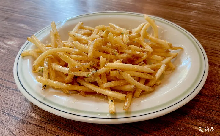 蒜味起司薯條