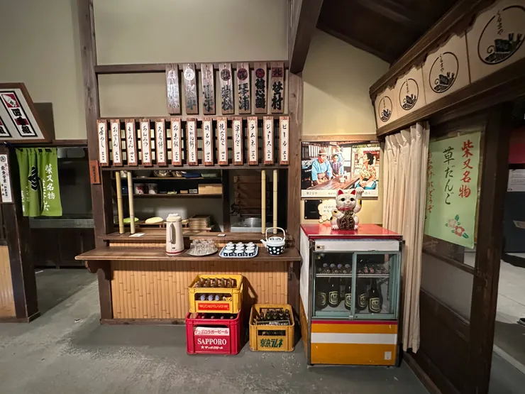 還有重現電影中主要場景，糰子店「車屋」的道具與擺設