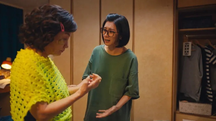 如蓉與媽媽玫玫（比莉）