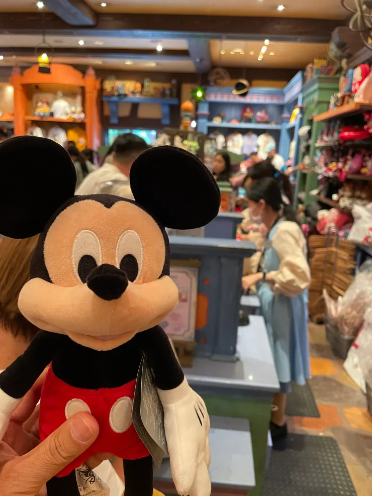 紀念品區，可愛的米老鼠~
