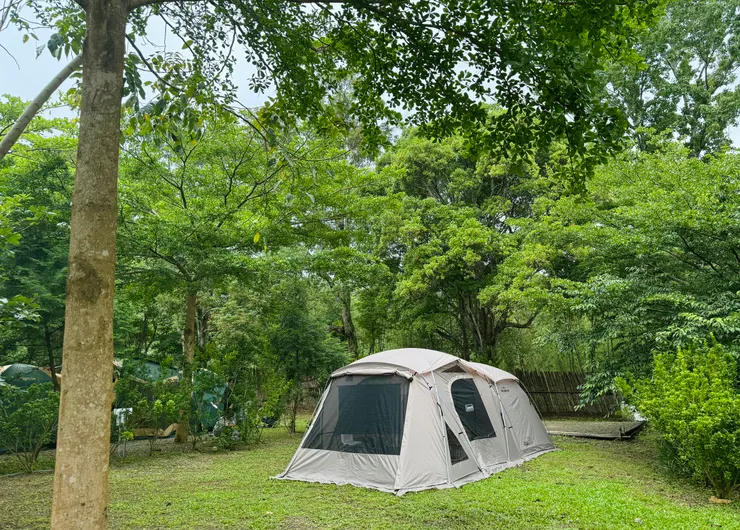 ▲ 一帳包區。帳棚後方原先是沙坑