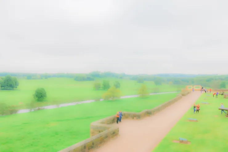 阿尼克城堡看出去的草原一景