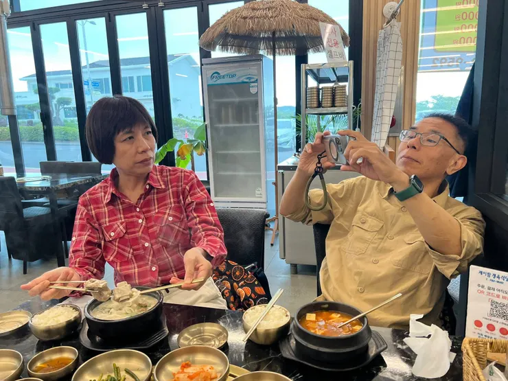 終於看到整塊的排骨肉