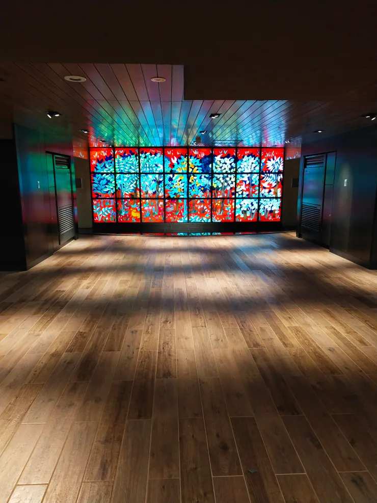 電子螢幕保留傳統元素