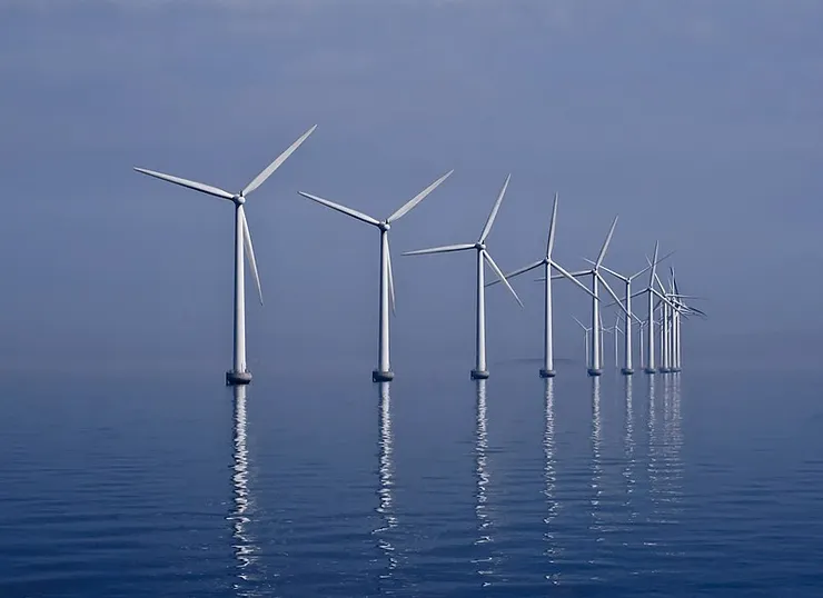 丹麥Middelgrunden離岸風場，2001年就完工的爺爺級風場。(wikimedia commons CC BY-SA 3.0)