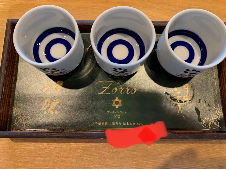 3小杯1000日圓，乾杯完才發現酒精濃度是35%！！！