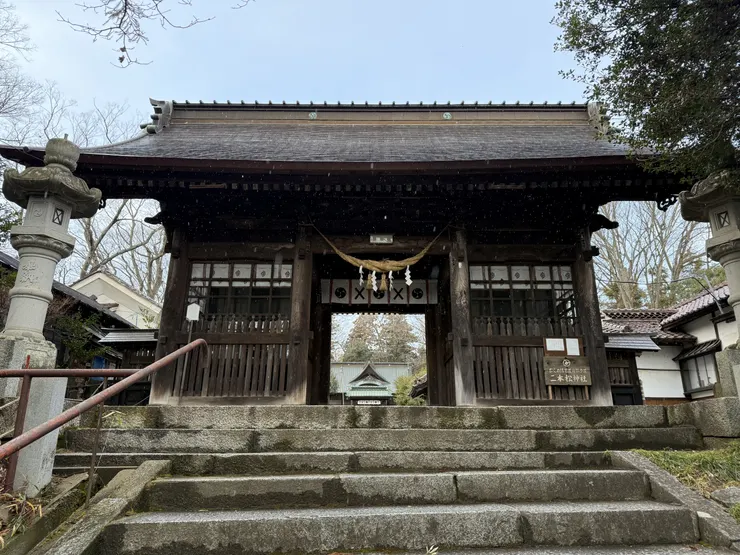 二本松神社。