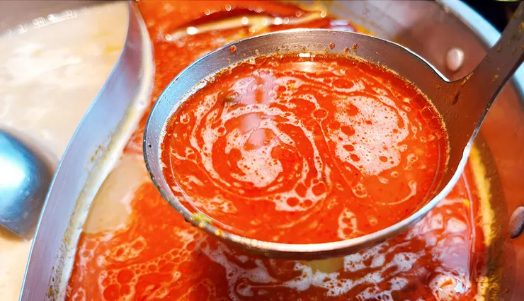 桃園青埔美食【怎麻辣頂級鴛鴦火鍋】麻辣鍋推薦