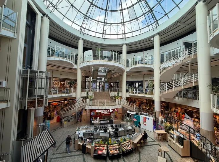 商場𥚃的家樂褔超市,購物舒服愉快