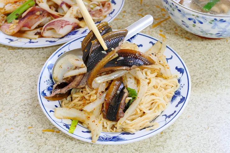 實在的灣裡鱔魚麵（圖片截圖於網路）