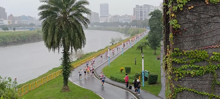 照片來源：2023.12.17台北馬拉松 x 行善青創應援團｜青創夥伴提供