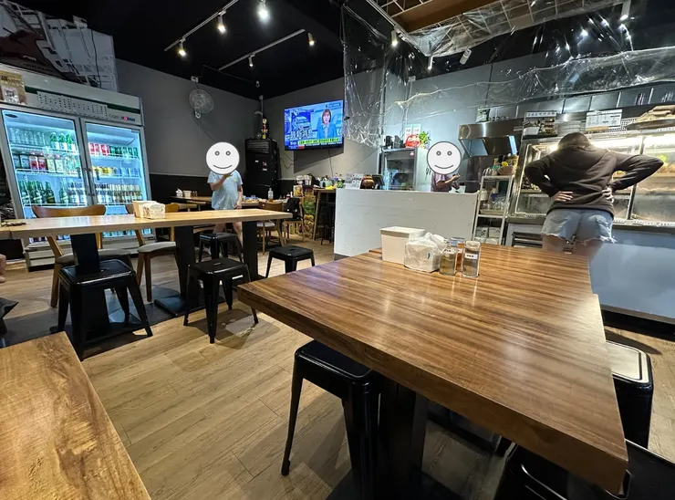 店面看起來是家族經營