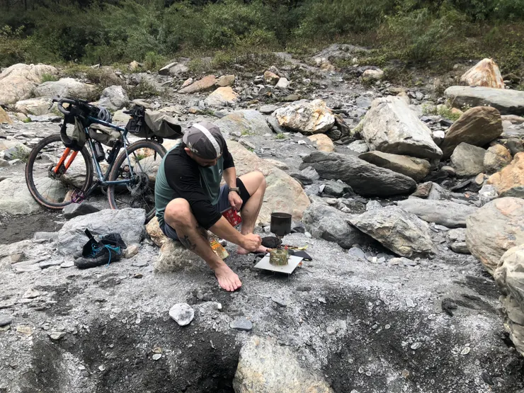 你不覺得在野外煮的泡麵會特別好吃嗎？