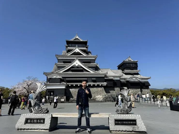 與熊本城天守閣合照
