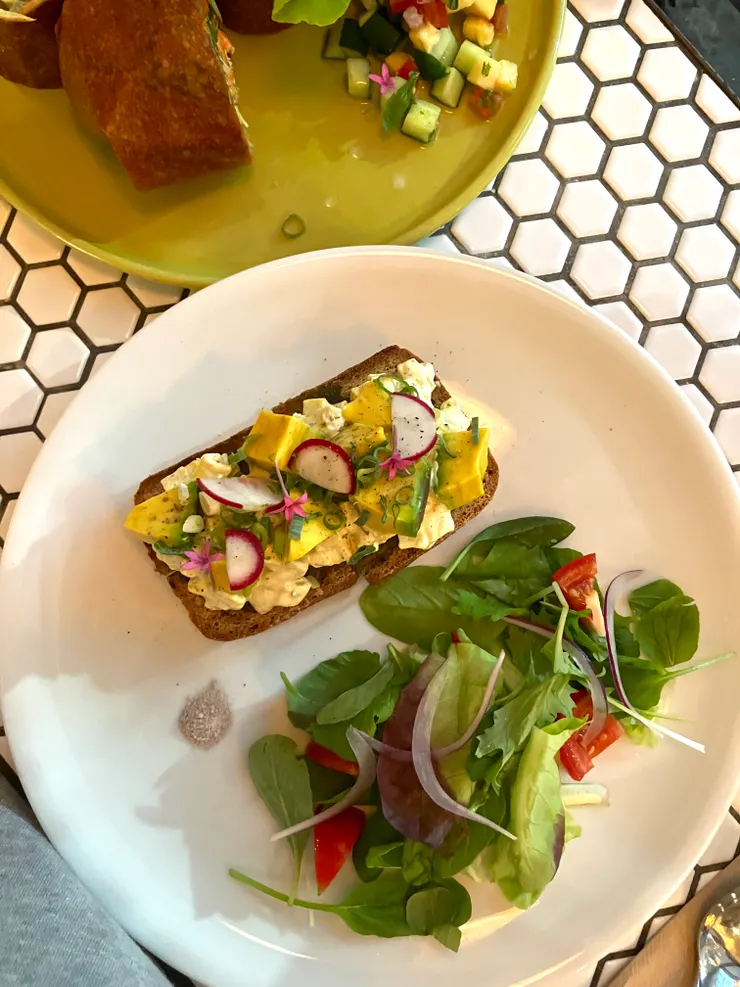 旦沙拉香椿吐司 EGG SALAD-TOON PESTO TOAST @Plants