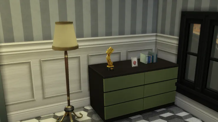 灰色比較耐髒，也容易配搭其他顏色。