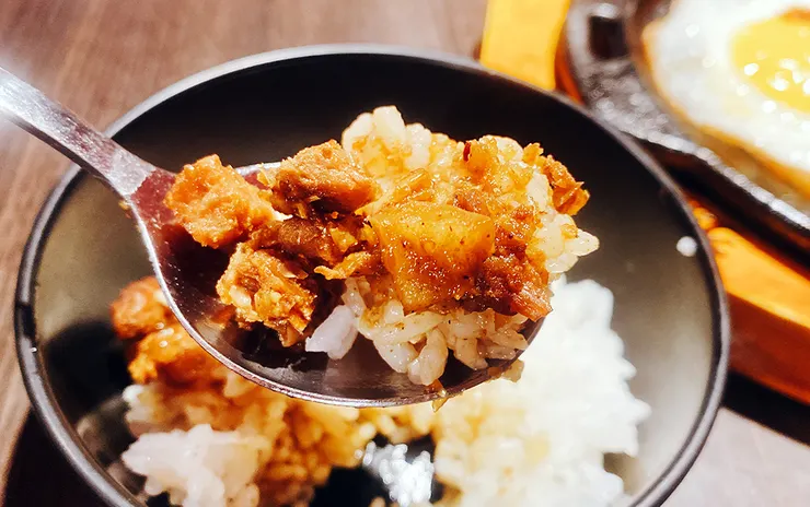 新莊孫東寶(新莊復興店)│新口味麻辣牛排-內用享用無限自助吧
