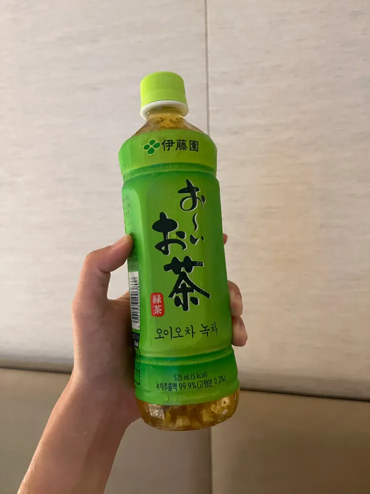 在濟州島便利商店找很久才找到的綠茶