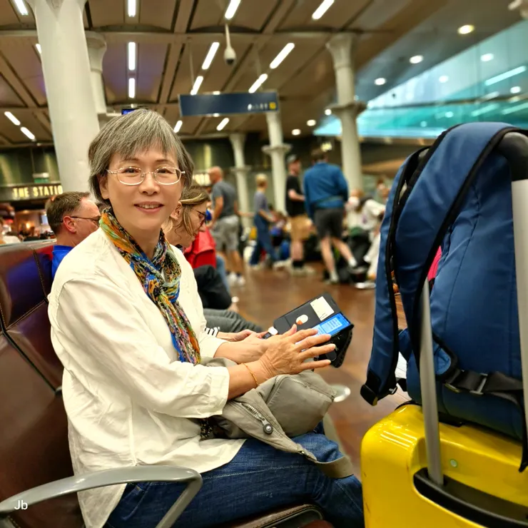 【在eurostar候車大廳】