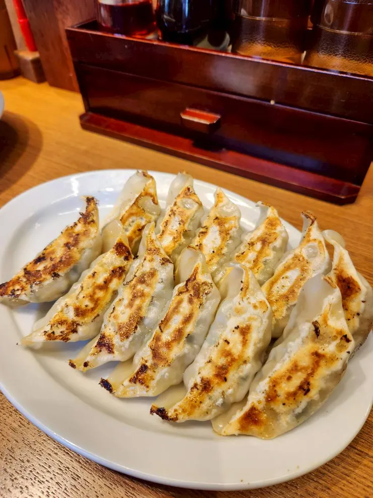 被拉麵店耽誤的煎餃