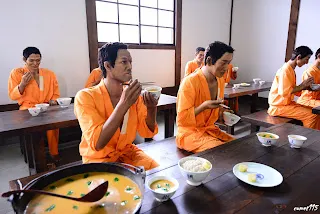 這神情還真有些逼真