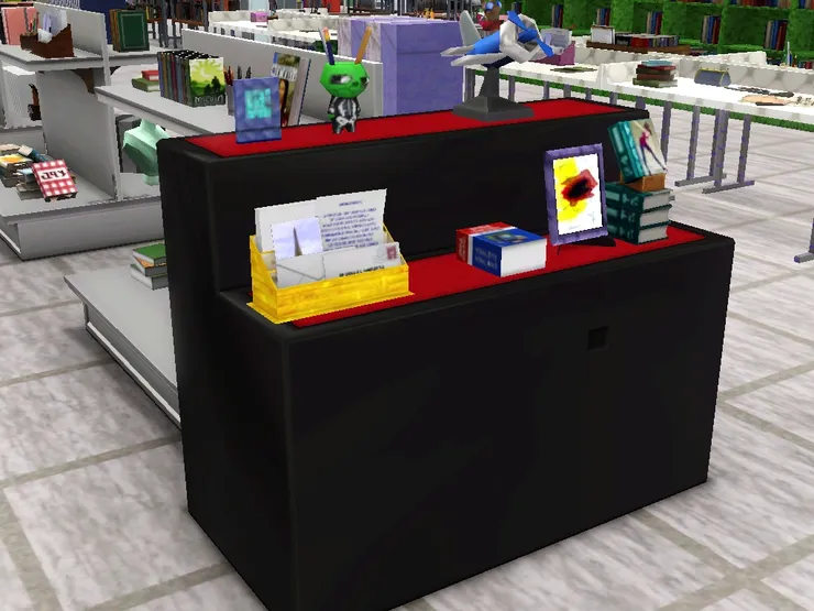 架子一端放了展示櫃，放了近期本店的推介品和特價品。