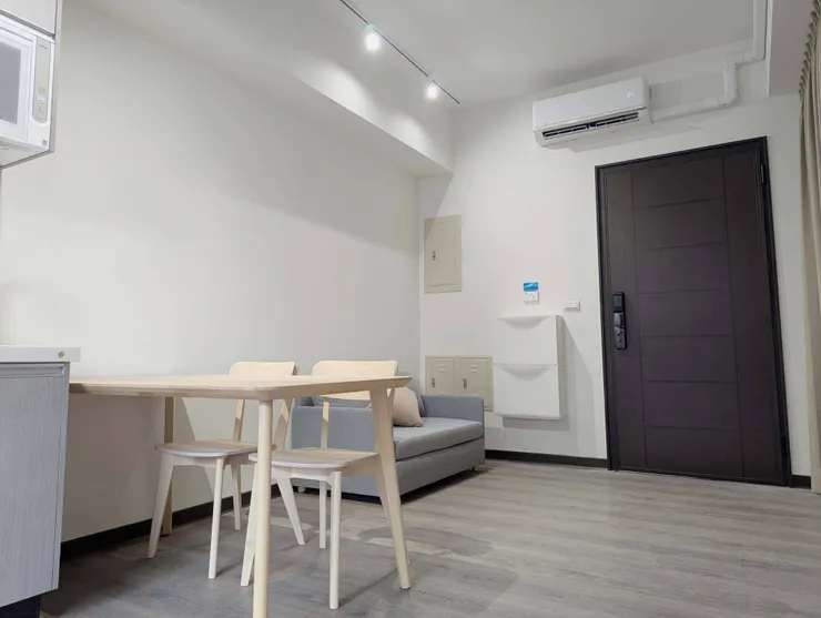 每個光源投射在需要使用的位置上，就能創造層次感！