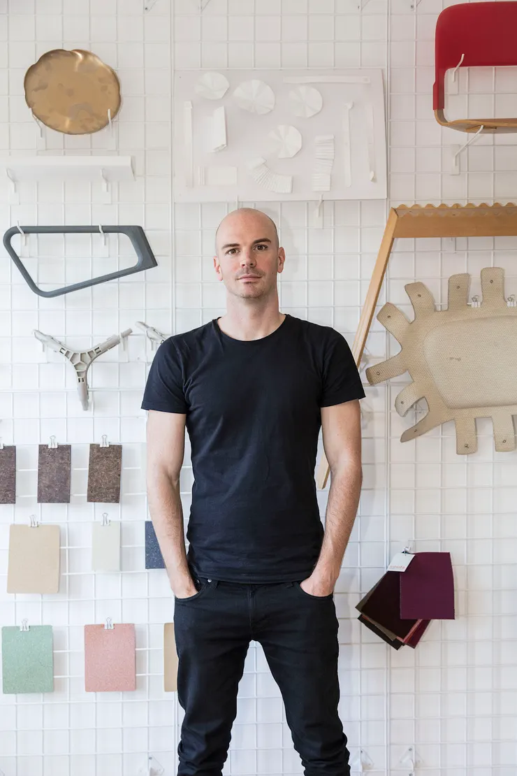 via https://images.surfacemag.com/app/uploads/2021/08/21131646/benjamin-hubert-studio-visit-andreu-world-conversations-about-work-01.jpg