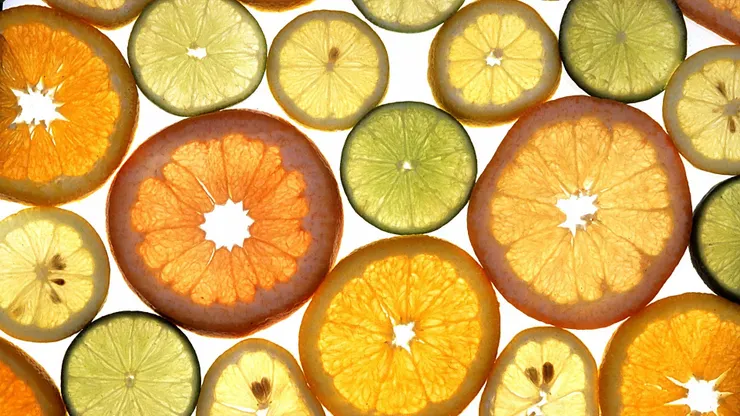 http://pixabay.com/zh/photos/citrus-fruits-oranges-lime-lemons-62933/